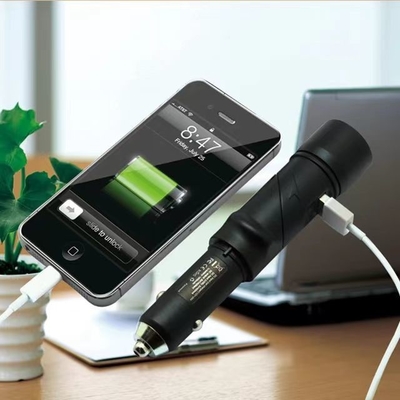 5.0V/2.4A USB 휴대전화 자동차 충전기와 LED 광원을 가진 안전 망치 전원