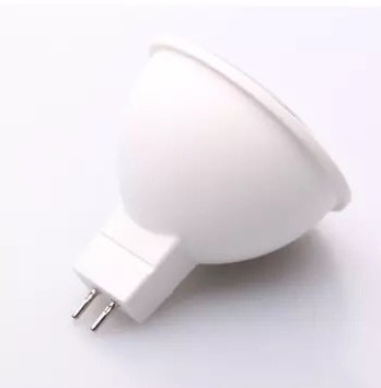 램프 빛 흐름 lm 550 MR16 LED 스팟 빛 15/36/60/120D 빔 각도 15000 작동 기간